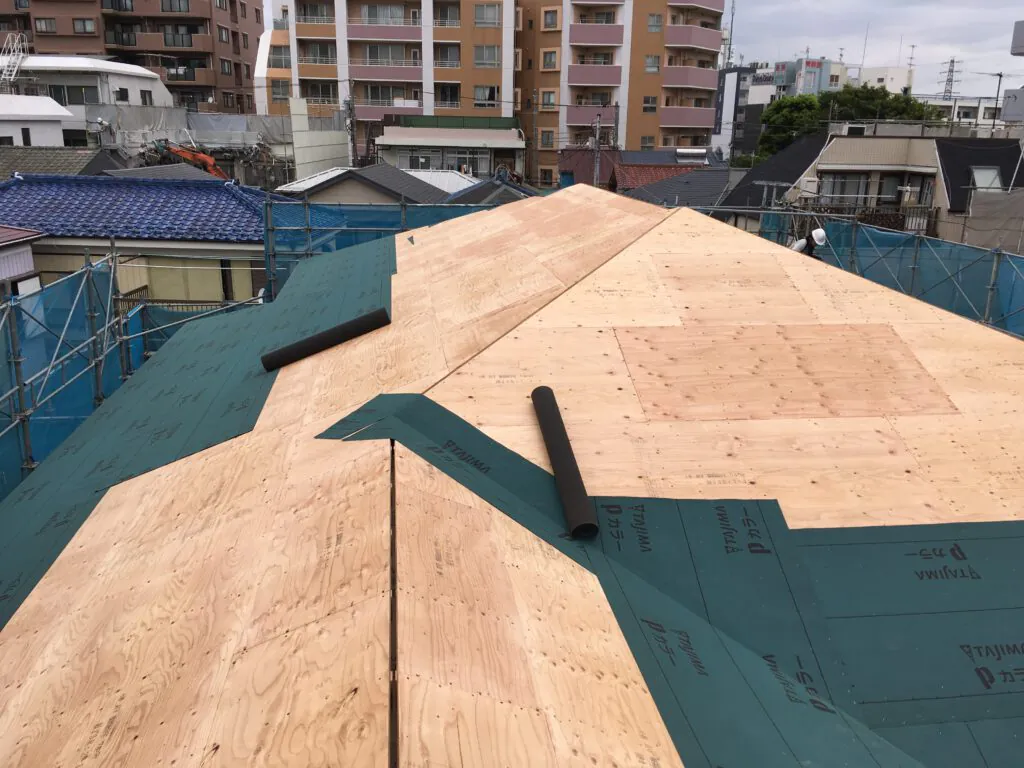 横浜市福祉住宅　屋根下地工事